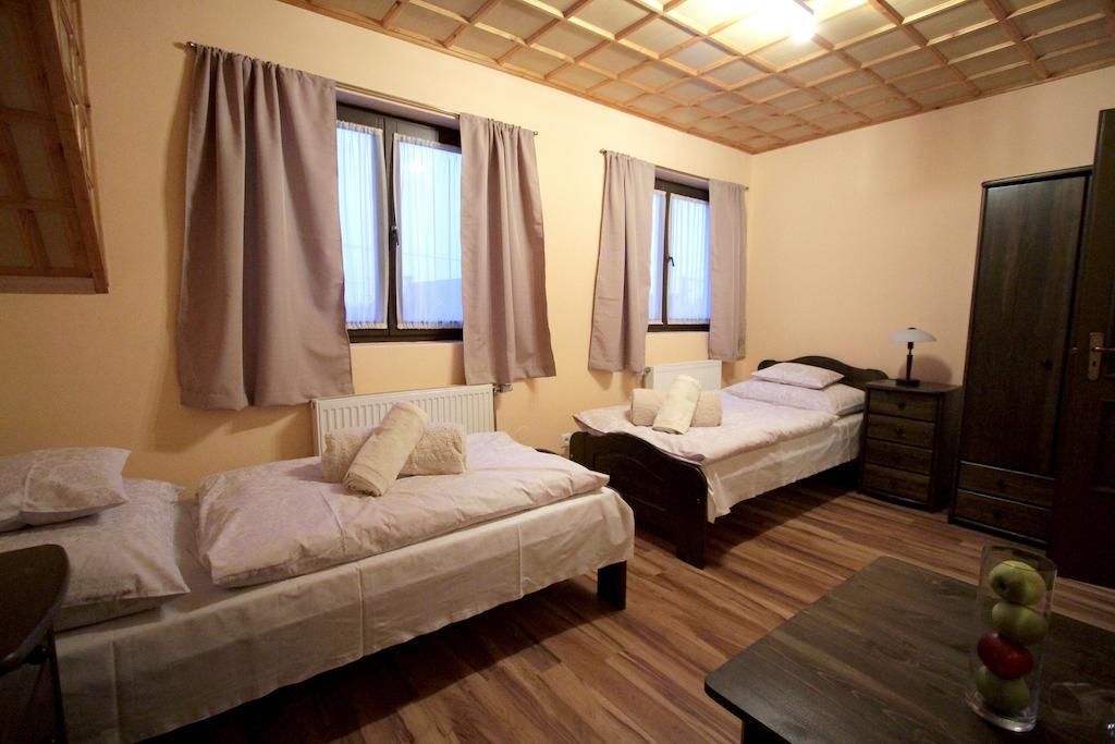 Patkoszeg Vendeghaz Hotel Kaposfo ห้อง รูปภาพ